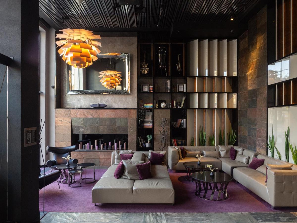 11 Mirrors Design Hotel Kyiv