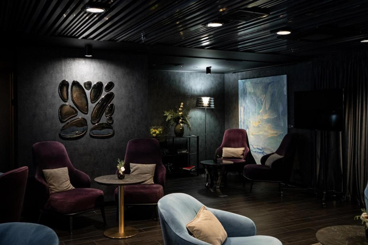 11 Mirrors Design Hotel 5*
